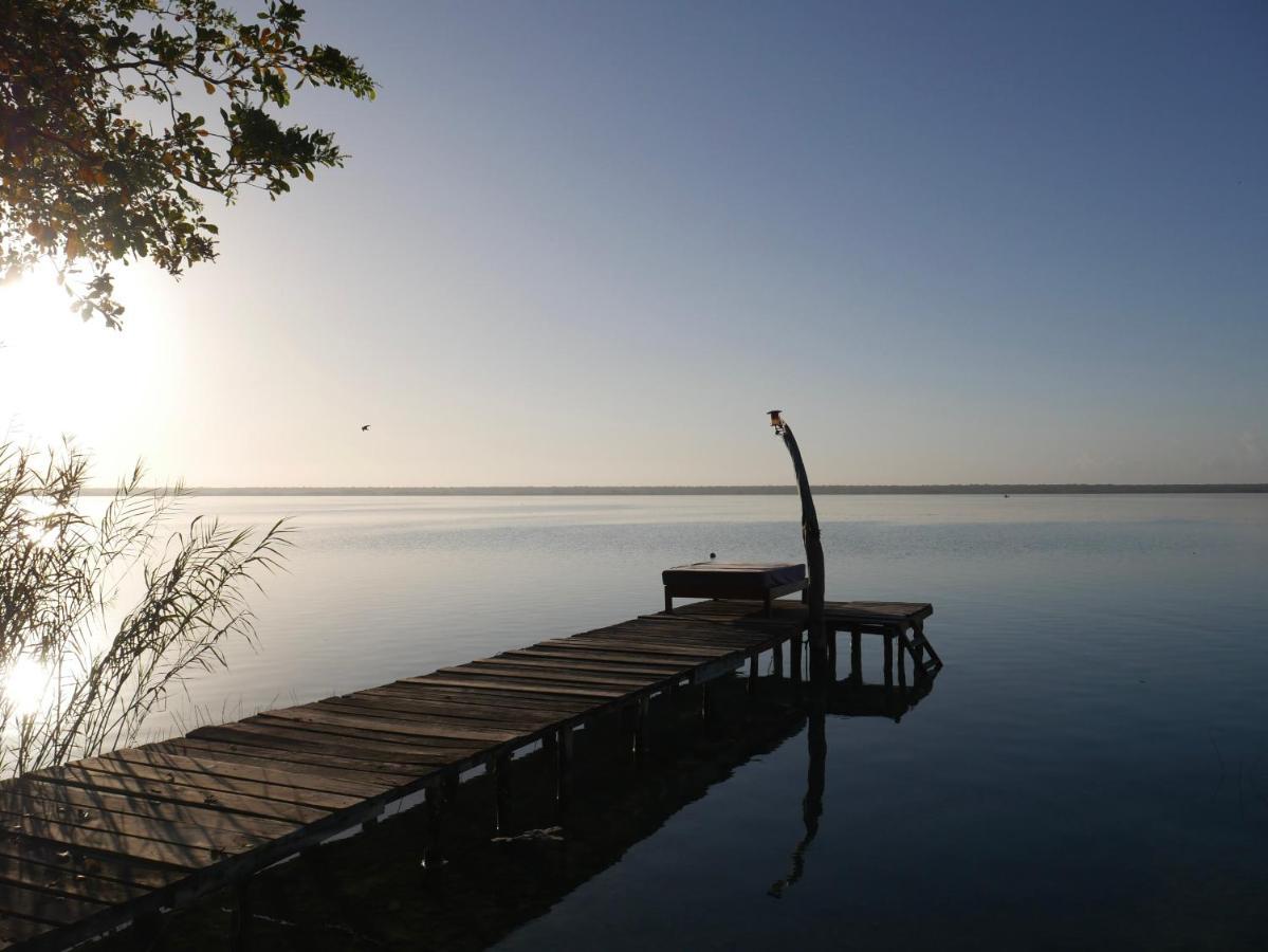 Villa Santuario Lake Front Oasis 巴卡拉尔 外观 照片