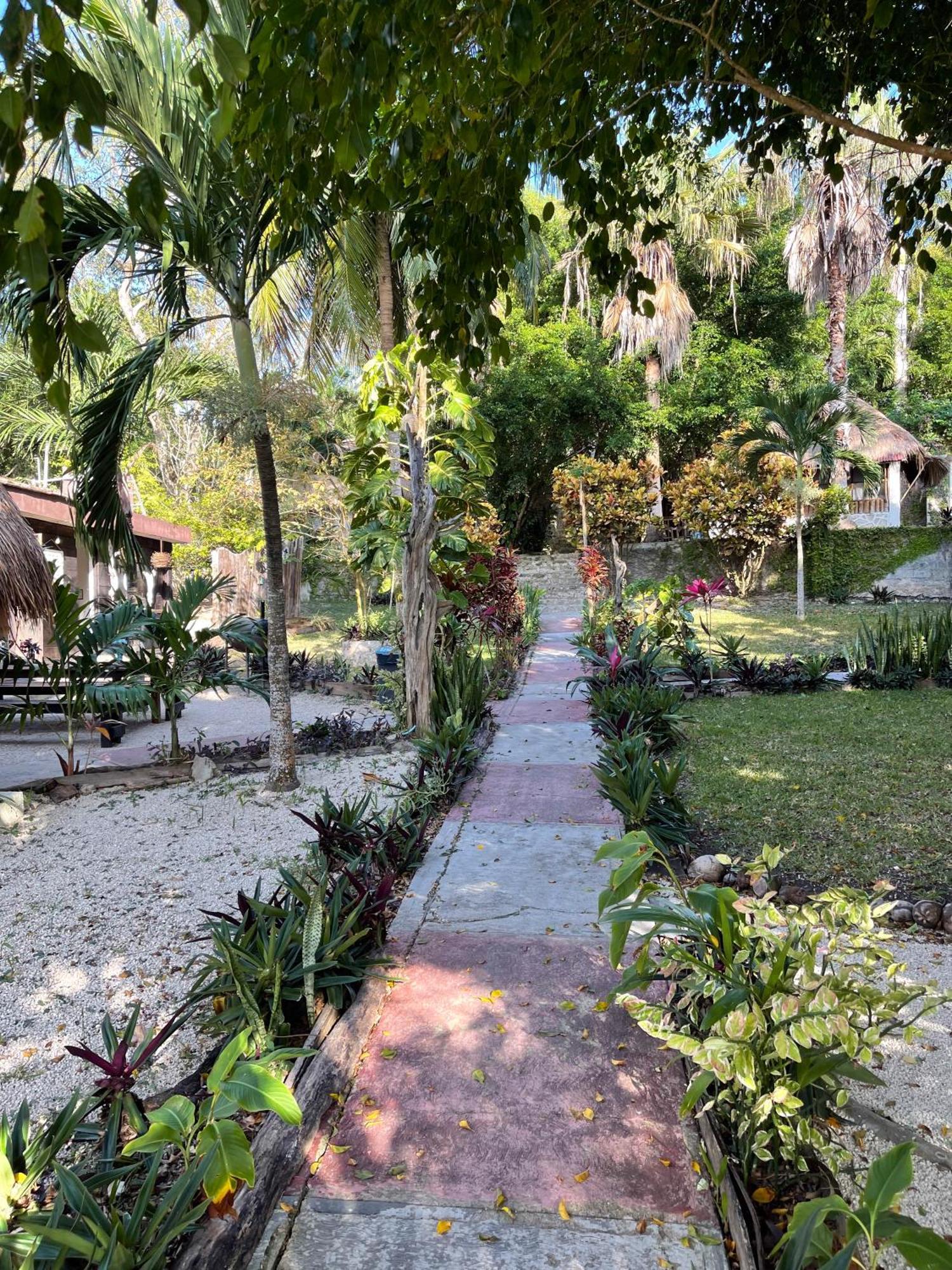 Villa Santuario Lake Front Oasis 巴卡拉尔 外观 照片