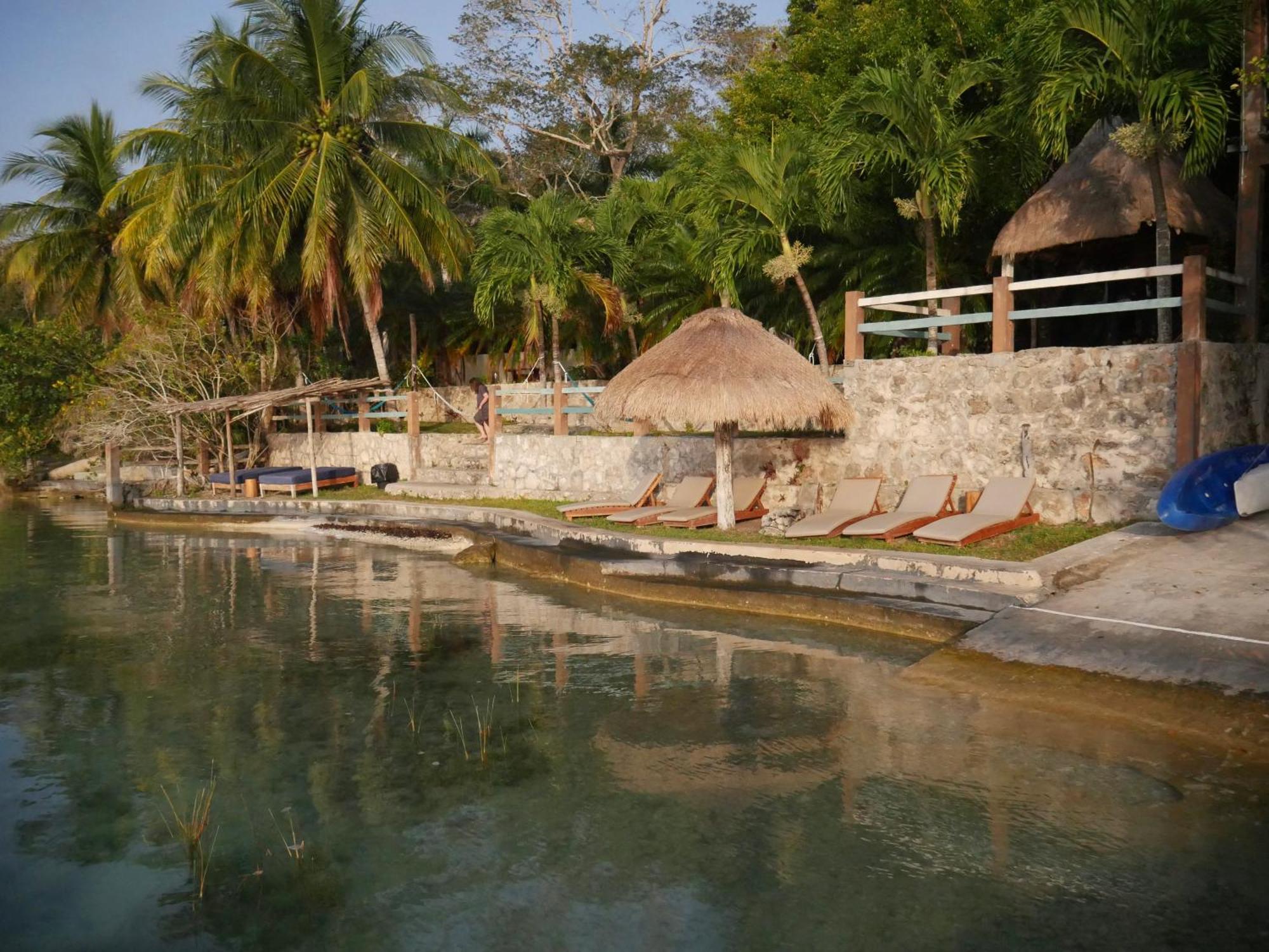 Villa Santuario Lake Front Oasis 巴卡拉尔 外观 照片